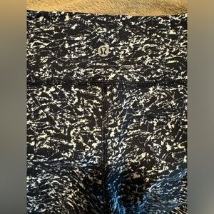 Lululemon cropped leggings size 10